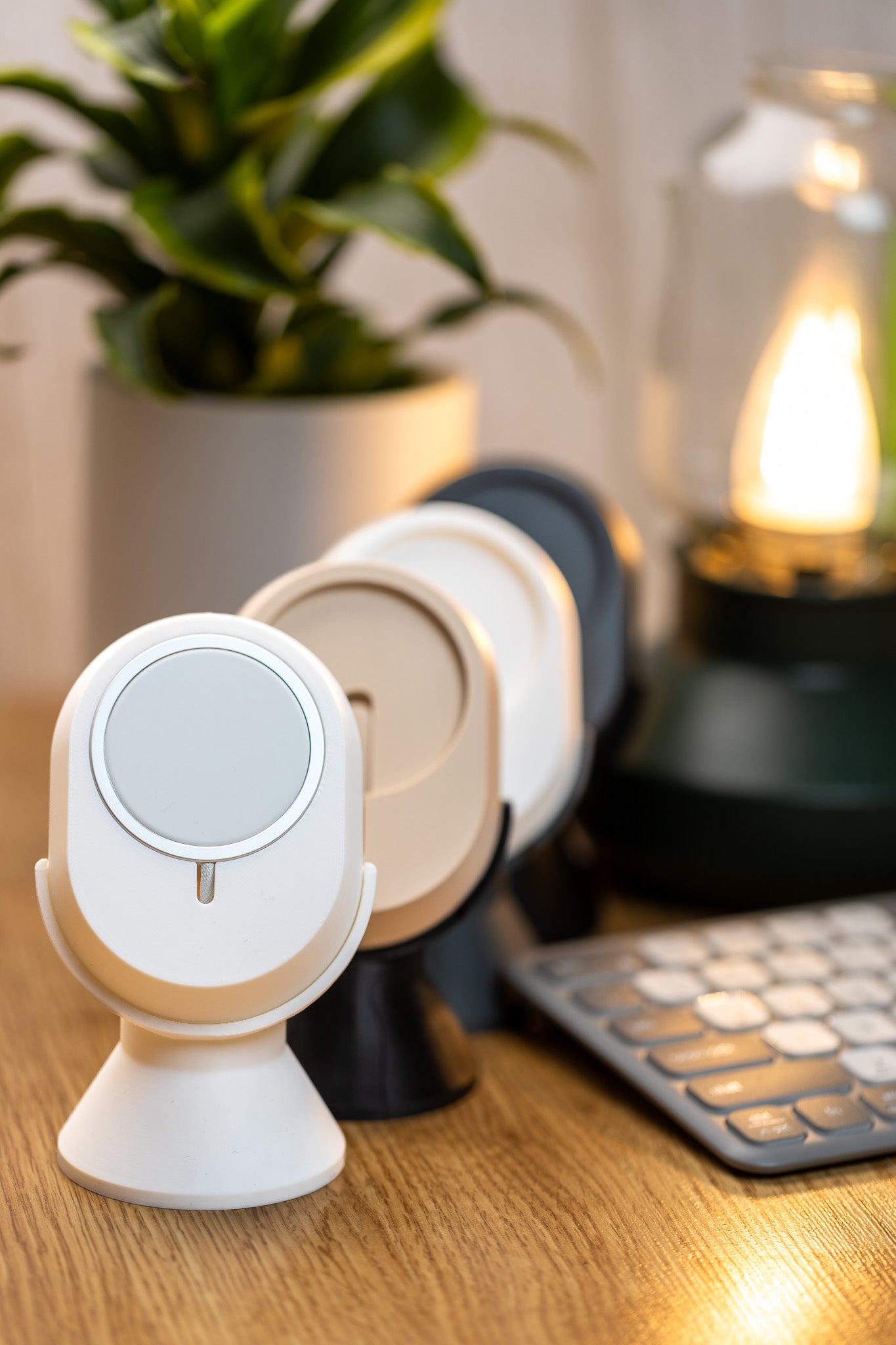 Wireless Charging Stand for Apple iPhone (Qi-Compatible)